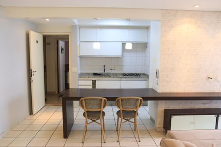 Apartamento para alugar com 70m², 2 quartos e 1 vagaSala