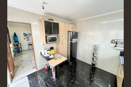 Casa à venda com 99m², 3 quartos e 2 vagasCozinha