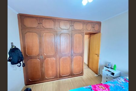 Casa à venda com 99m², 3 quartos e 2 vagasQuarto 3