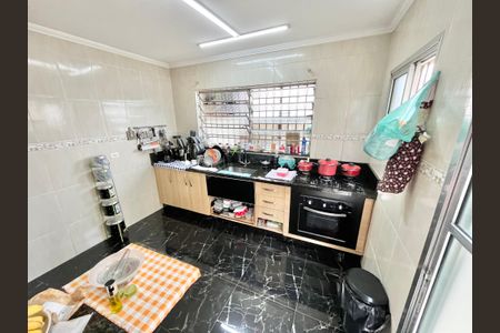Casa à venda com 99m², 3 quartos e 2 vagasCozinha