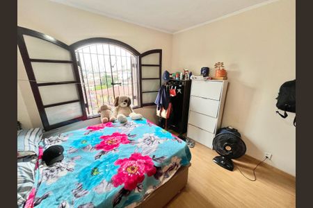 Casa à venda com 99m², 3 quartos e 2 vagasQuarto 3