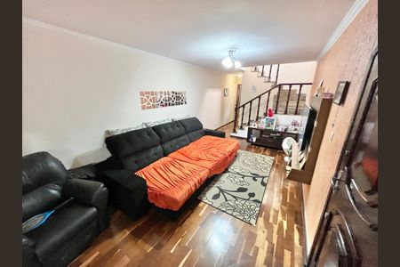 Casa à venda com 99m², 3 quartos e 2 vagasSala