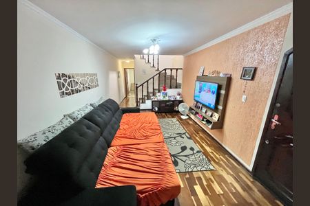 Casa à venda com 99m², 3 quartos e 2 vagasSala