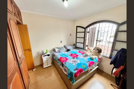 Casa à venda com 99m², 3 quartos e 2 vagasQuarto 3