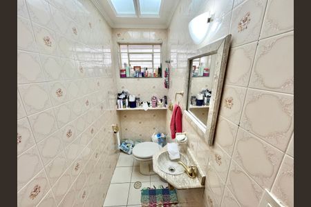 Casa à venda com 99m², 3 quartos e 2 vagasLavabo