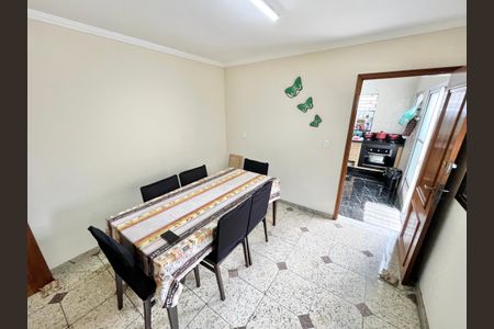 Casa à venda com 99m², 3 quartos e 2 vagasSala de Jantar