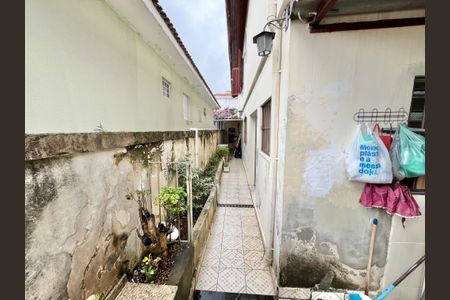 Casa à venda com 99m², 3 quartos e 2 vagasQuintal / Àrea de Serviço