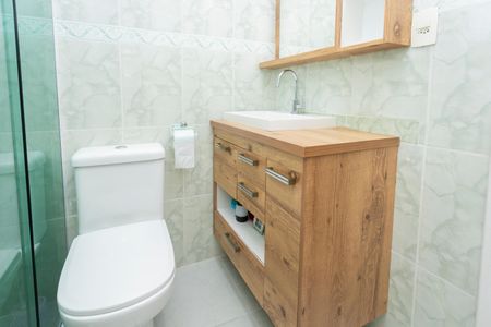 Casa para alugar com 123m², 4 quartos e 2 vagasBanheiro