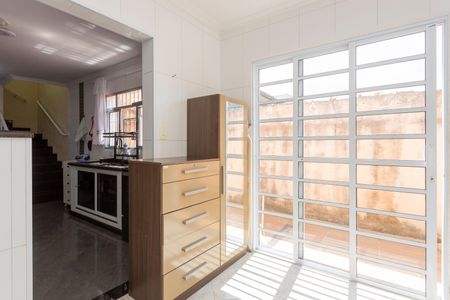 Casa para alugar com 123m², 4 quartos e 2 vagasÁrea de Serviço