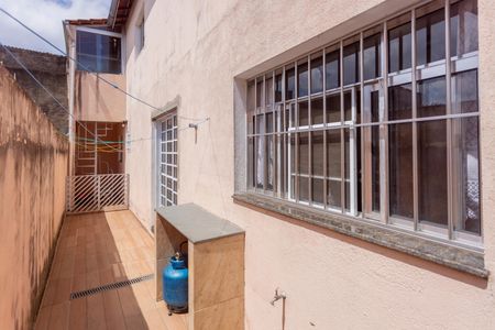 Casa para alugar com 123m², 4 quartos e 2 vagasQuintal