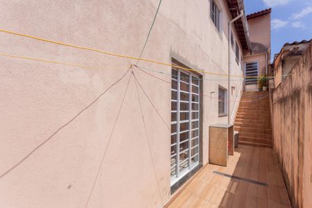 Casa para alugar com 123m², 4 quartos e 2 vagasQuintal