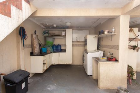 Casa à venda com 300m², 3 quartos e 2 vagas Casa à venda com 300m², 3 quartos e 2 vagasÁrea de Serviço