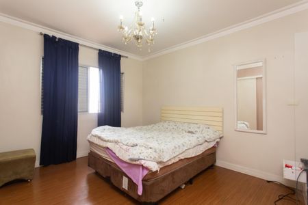 Casa à venda com 300m², 3 quartos e 2 vagas Casa à venda com 300m², 3 quartos e 2 vagasQuarto 3