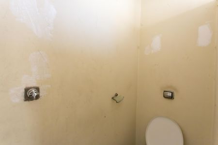 Casa à venda com 300m², 3 quartos e 2 vagas Casa à venda com 300m², 3 quartos e 2 vagasBanheiro 3