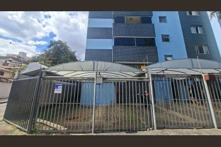Apartamento à venda com 60m², 2 quartos e 1 vagafachada / placa: unrx 186