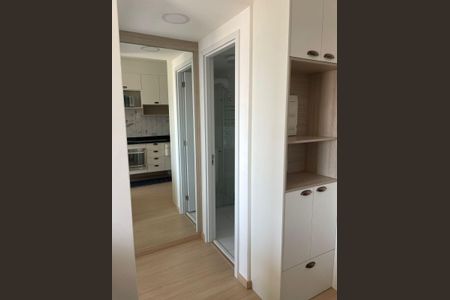 Cozinha de apartamento à venda com 1 quarto, 33m² em Santo Amaro, São Paulo