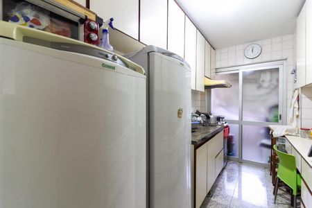Apartamento à venda com 77m², 3 quartos e 2 vagasCozinha