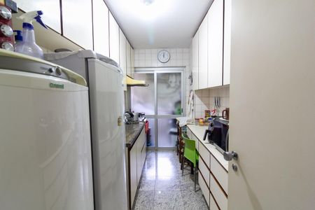 Apartamento à venda com 77m², 3 quartos e 2 vagasCozinha