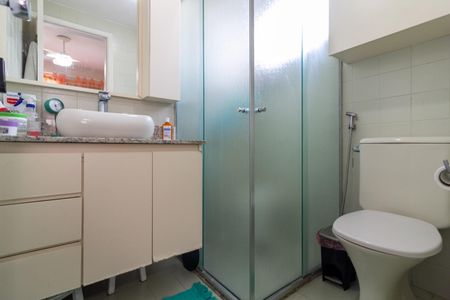 Apartamento à venda com 77m², 3 quartos e 2 vagasBanheiro Suíte