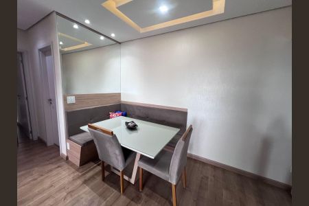 Apartamento à venda com 70m², 2 quartos e 1 vaga Apartamento à venda com 70m², 2 quartos e 1 vagaSala