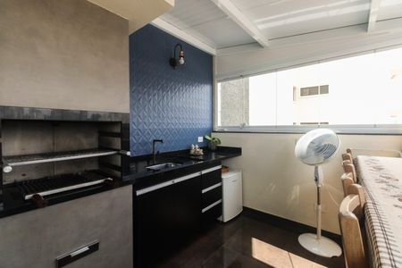 Apartamento à venda com 154m², 3 quartos e 4 vagas Apartamento à venda com 154m², 3 quartos e 4 vagasVaranda Gourmet