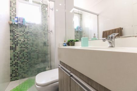 Apartamento à venda com 154m², 3 quartos e 4 vagas Apartamento à venda com 154m², 3 quartos e 4 vagasBanheiro Social
