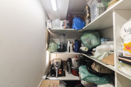 Apartamento à venda com 154m², 3 quartos e 4 vagas Apartamento à venda com 154m², 3 quartos e 4 vagasÁrea de Serviço