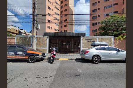 Apartamento para alugar com 90m², 3 quartos e 1 vagaFachada e portaria