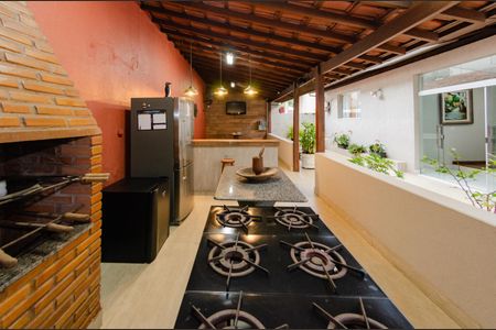 Casa à venda com 284m², 4 quartos e 4 vagasÁrea gourmet