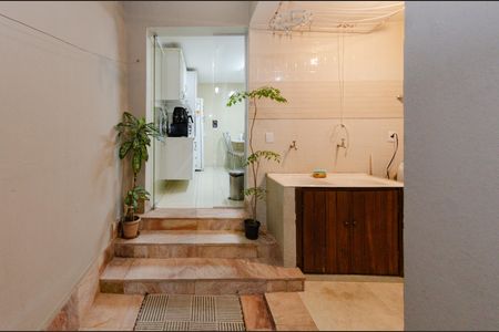 Casa à venda com 284m², 4 quartos e 4 vagasÁrea de serviço