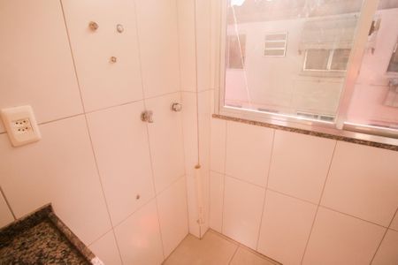 Apartamento para alugar com 32m², 2 quartos e 1 vagaÁrea de Serviço