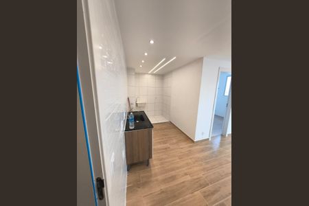 Cozinha de apartamento para alugar com 2 quartos, 50m² em Irajá, Rio de Janeiro