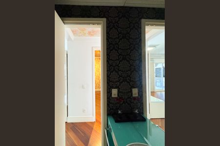 Apartamento à venda com 102m², 3 quartos e 2 vagasLavabo 