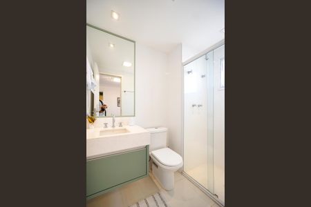 Apartamento à venda com 172m², 3 quartos e 3 vagasBanheiro da suíte 02