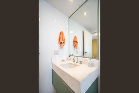 Apartamento à venda com 172m², 3 quartos e 3 vagasBanheiro da suíte 02