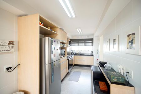 Apartamento à venda com 172m², 3 quartos e 3 vagasCozinha