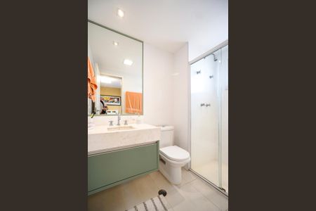 Apartamento à venda com 172m², 3 quartos e 3 vagasBanheiro da suíte 02