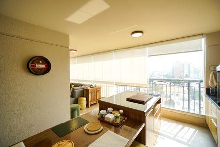 Apartamento à venda com 172m², 3 quartos e 3 vagasVaranda