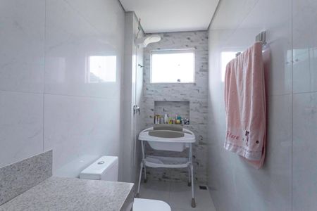 Casa à venda com 256m², 3 quartos e 4 vagasBanheiro social 1