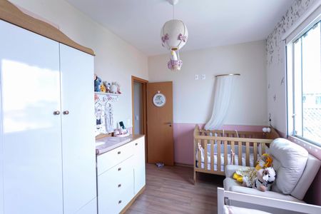 Casa à venda com 256m², 3 quartos e 4 vagasQuarto 2