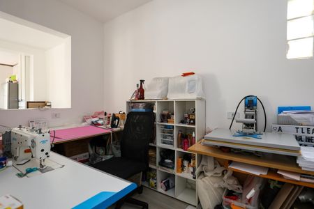 Casa à venda com 180m², 3 quartos e 2 vagas Casa à venda com 180m², 3 quartos e 2 vagasEscritório