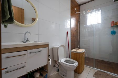 Casa à venda com 180m², 3 quartos e 2 vagas Casa à venda com 180m², 3 quartos e 2 vagasBanheiro