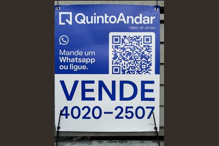 Casa à venda com 180m², 3 quartos e 2 vagas Casa à venda com 180m², 3 quartos e 2 vagasPlaca