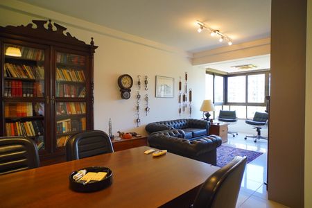 Sala de apartamento à venda com 2 quartos, 80m² em Moinhos de Vento, Porto Alegre