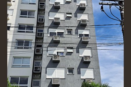 Apartamento à venda com 71m², 3 quartos e 2 vagasAdesivo na Janela