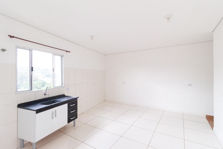 Casa para alugar com 80m², 2 quartos e sem vaga Casa para alugar com 80m², 2 quartos e sem vagaCozinha e área de serviço