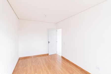 Quarto  de casa para alugar com 1 quarto, 45m² em Jardim Lice, Carapicuíba