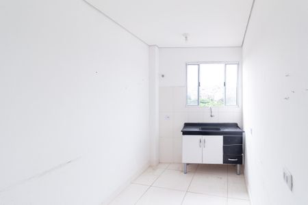 Cozinha de casa para alugar com 1 quarto, 45m² em Jardim Lice, Carapicuíba