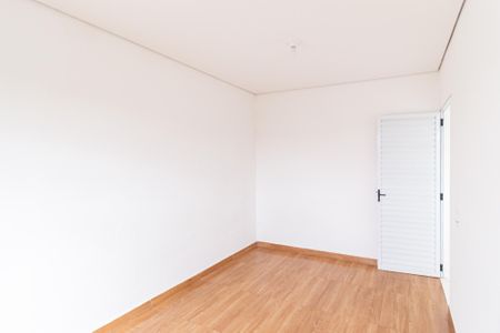 Quarto  de casa para alugar com 1 quarto, 45m² em Jardim Lice, Carapicuíba