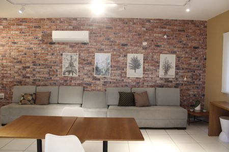 Apartamento à venda com 36m², 1 quarto e sem vagaÁrea comum - Salão de festas